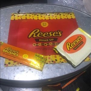 🖤SOLD 🖤 Reese’s x hipdot white Chocolate palette